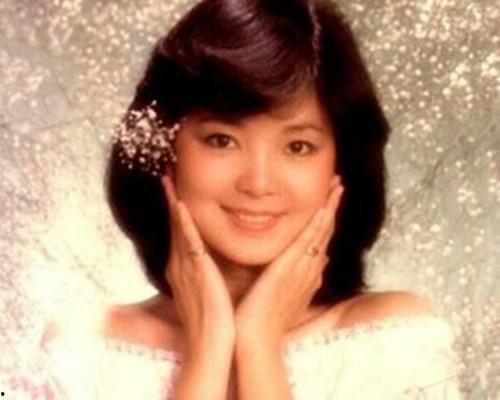 娱乐吃瓜君邓丽君小说